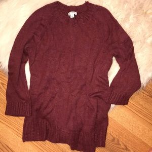 Maroon sweater